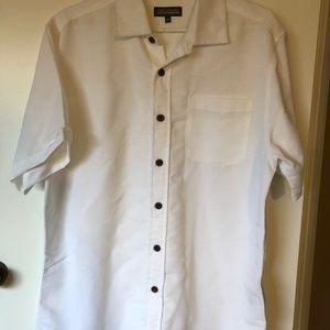 Men's White Short Sleeve Denver Hayes Shirt Medium